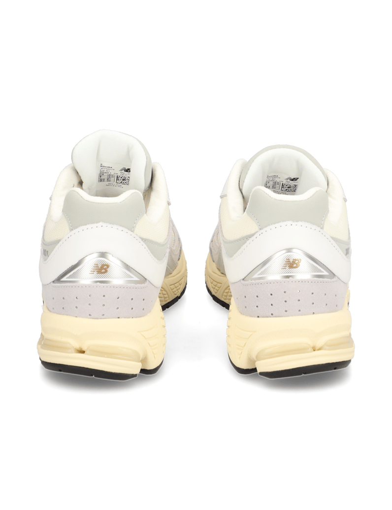 New-Balance-M2002