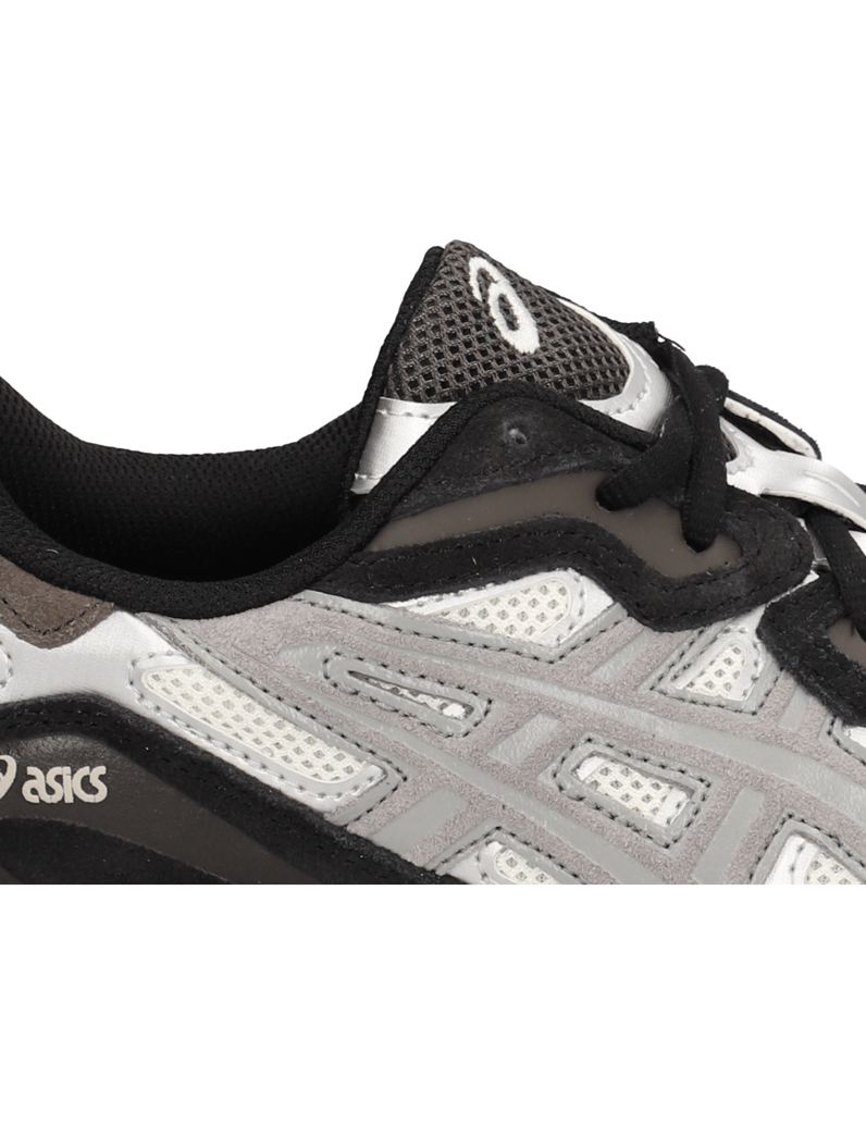 Asics-GEL-NYC-schwarz