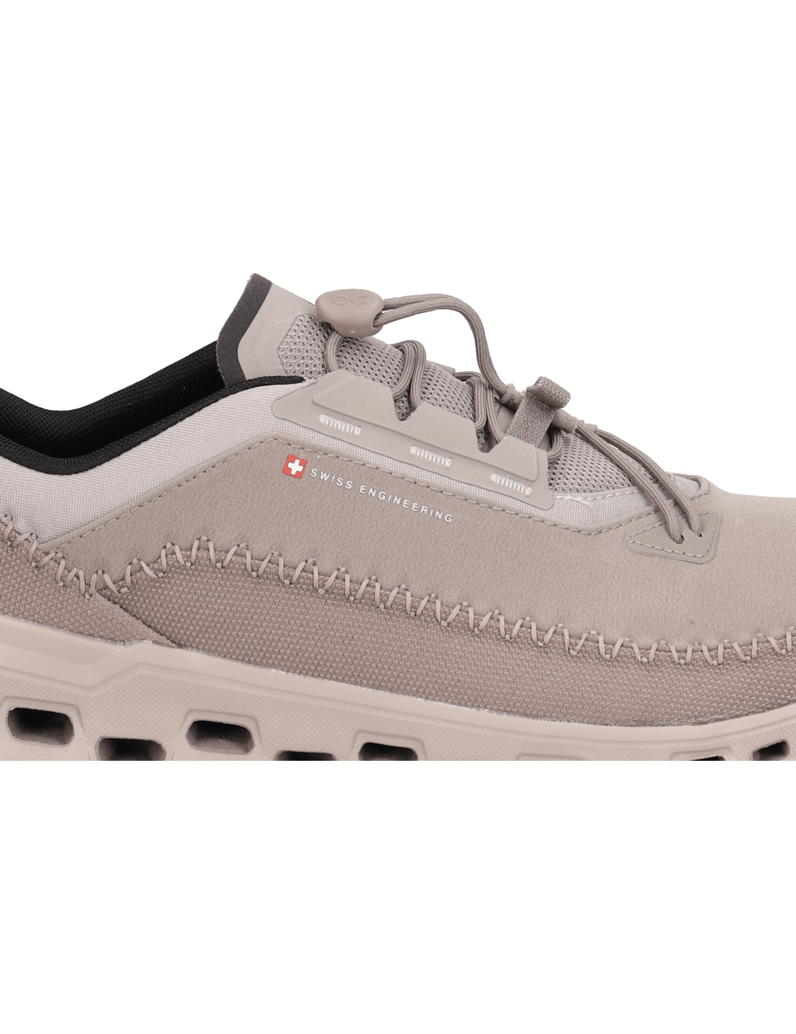 On-CLOUDAWAY-2-čierna