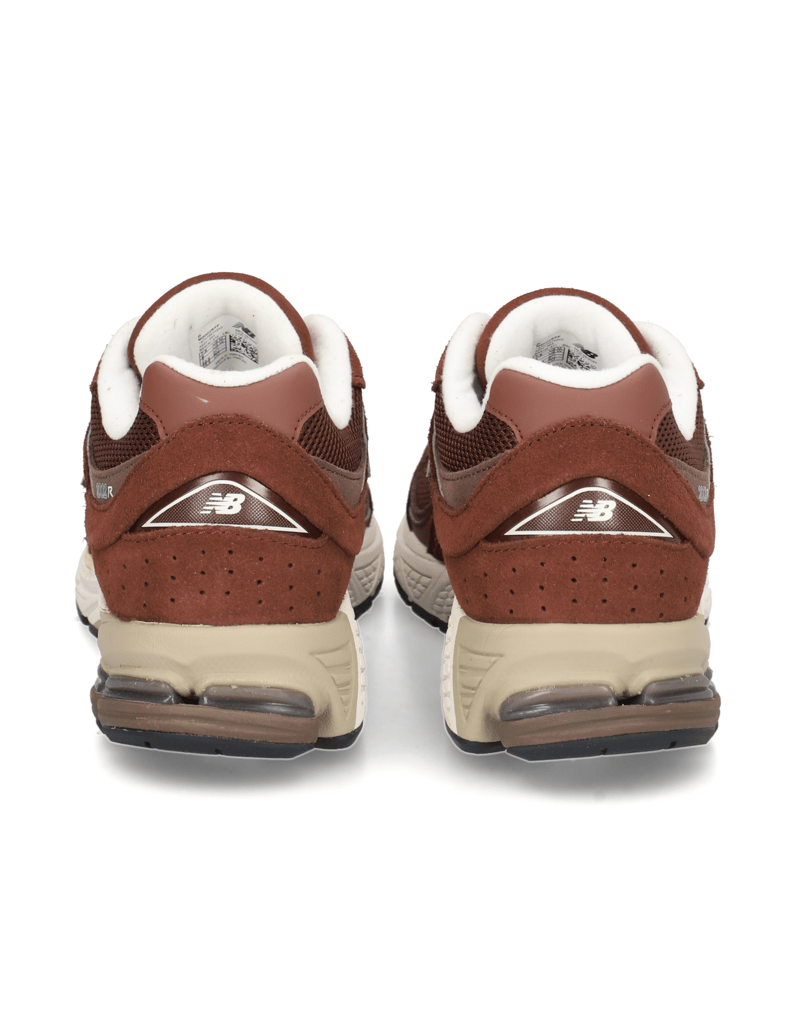 New-Balance-M2002-čierna