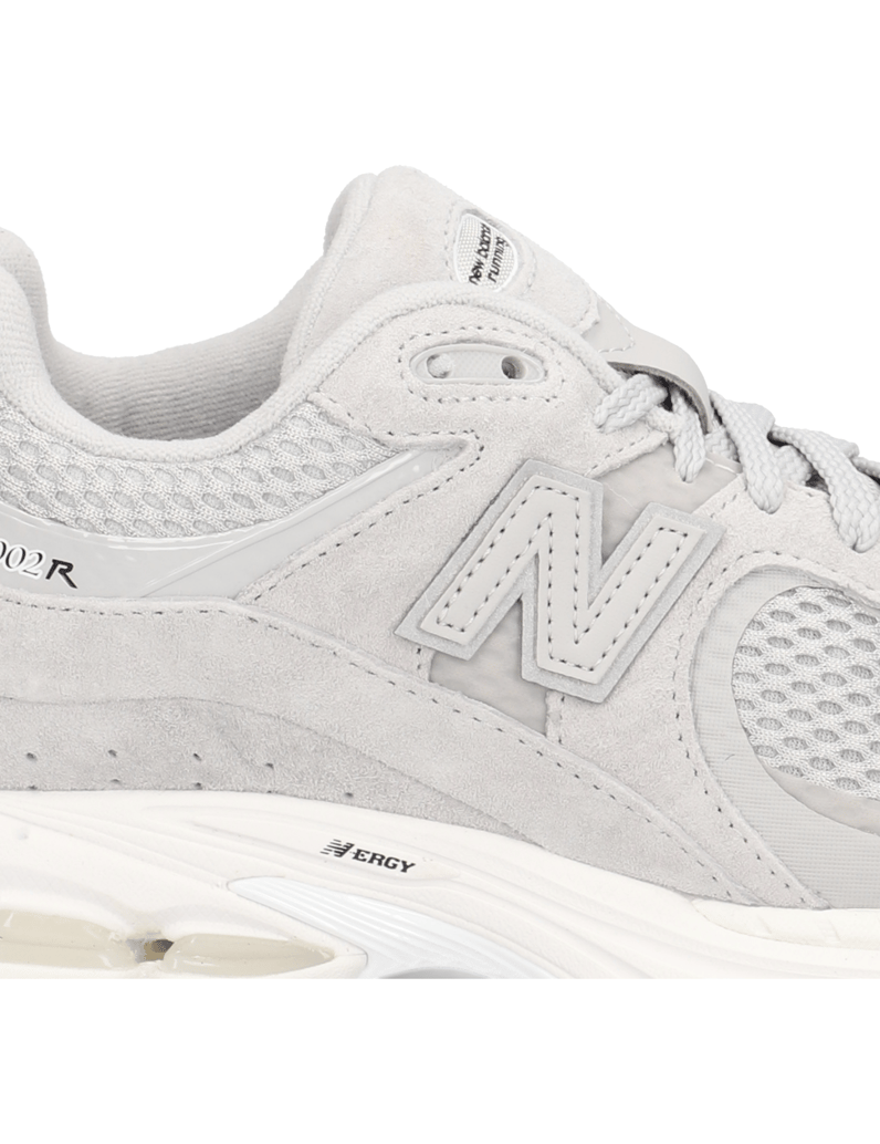 New-Balance-M2002
