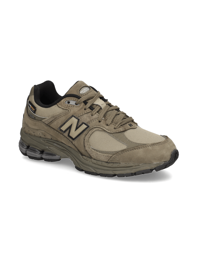 New-Balance-M2002-čierna