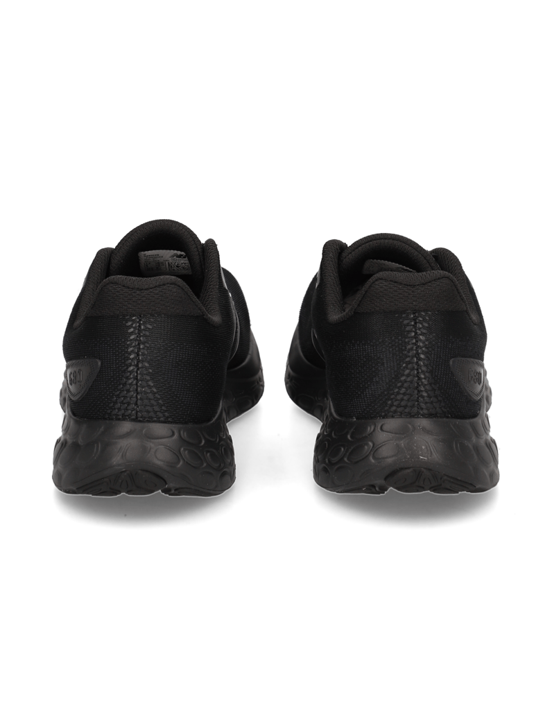 New-Balance-M680-schwarz