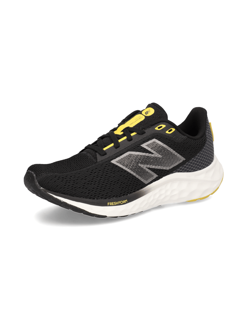 New-Balance-MARISY-schwarz