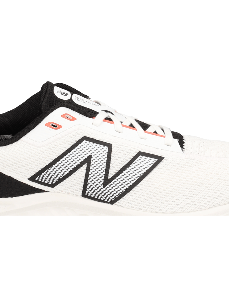 New-Balance-MARISY-schwarz