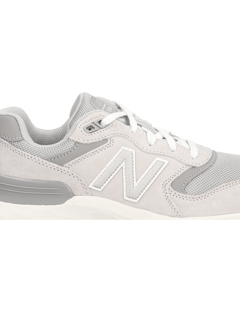 New-Balance-FRESH-FOAM-WALKING-880-V6-grau