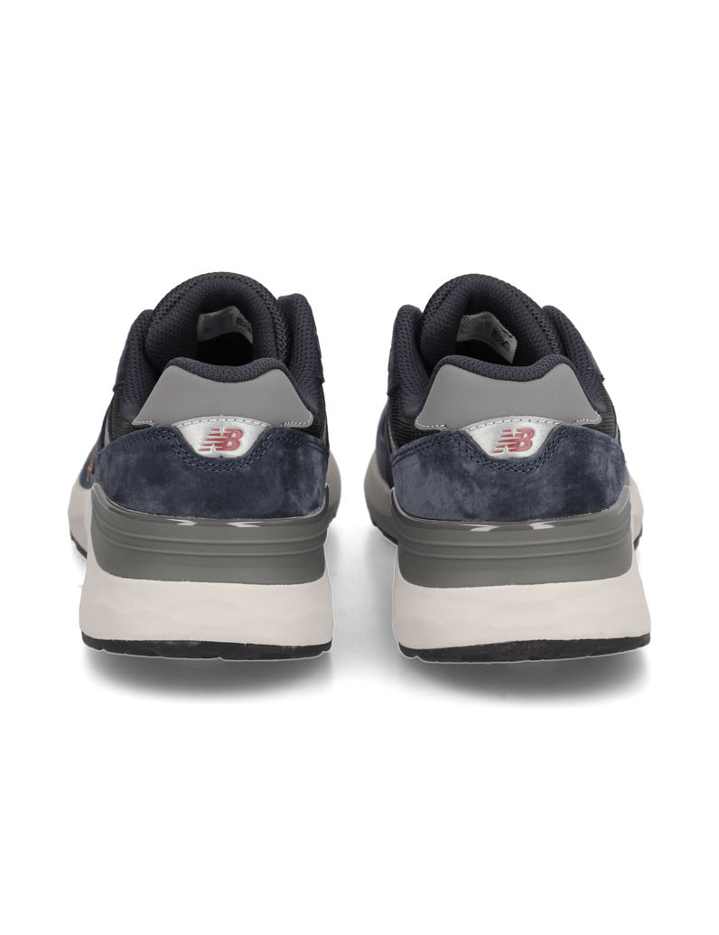 New-Balance-WALKING-880-V7-grau
