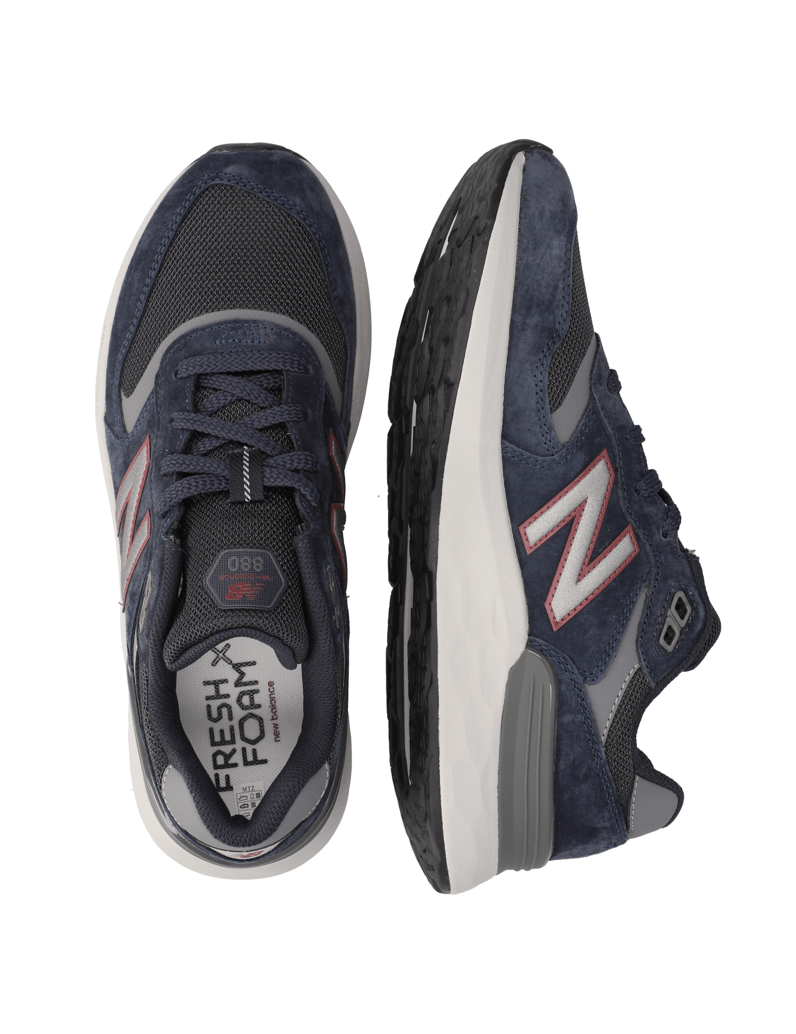 New-Balance-WALKING-880-V7-grau