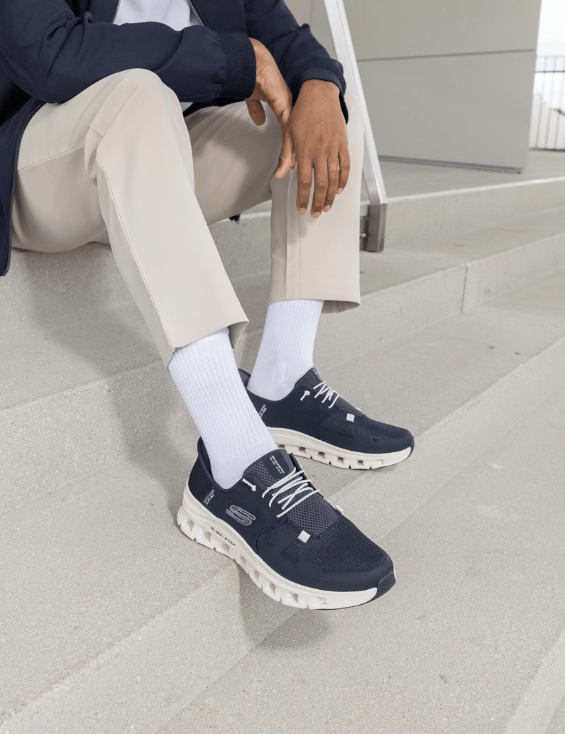 Skechers-GLIDE-STEP-PRO-schwarz