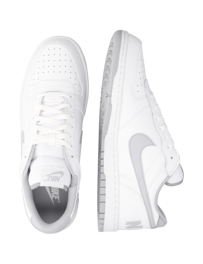Nike-BIG-NIKE-weiss