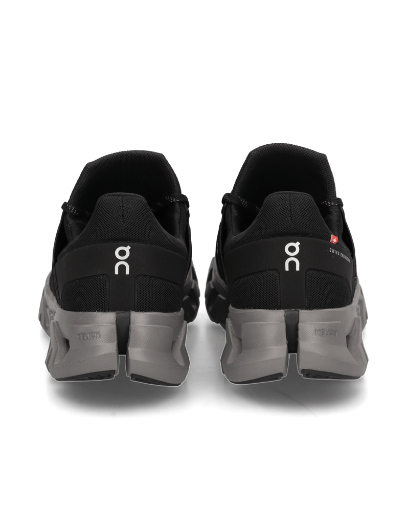 On-Cloudswift-4-Ad-črna