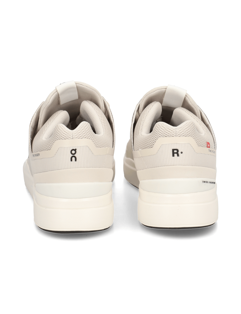 On-The-Roger-Spin-weiss