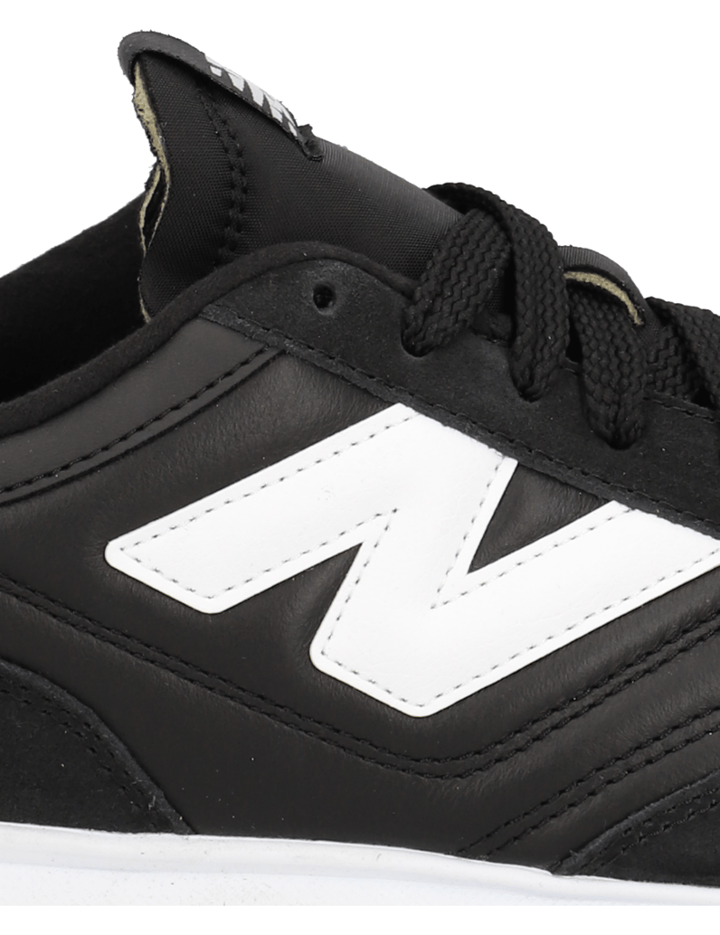 New-Balance-URC42-černá