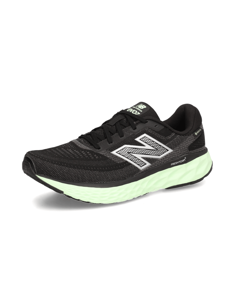 New-Balance-Fresh-Foam-X-Evoz-v4-schwarz