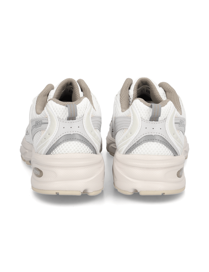 New-Balance-U530-šedá