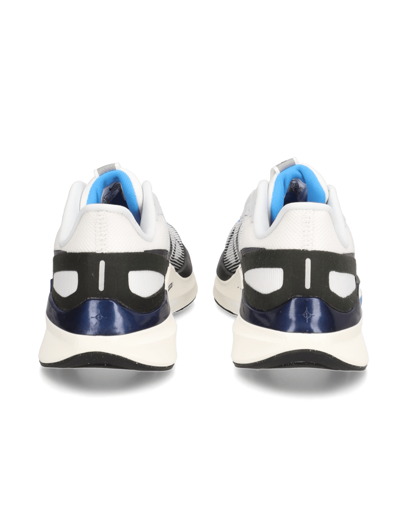 Nike-Nike-Structure-25-weiss