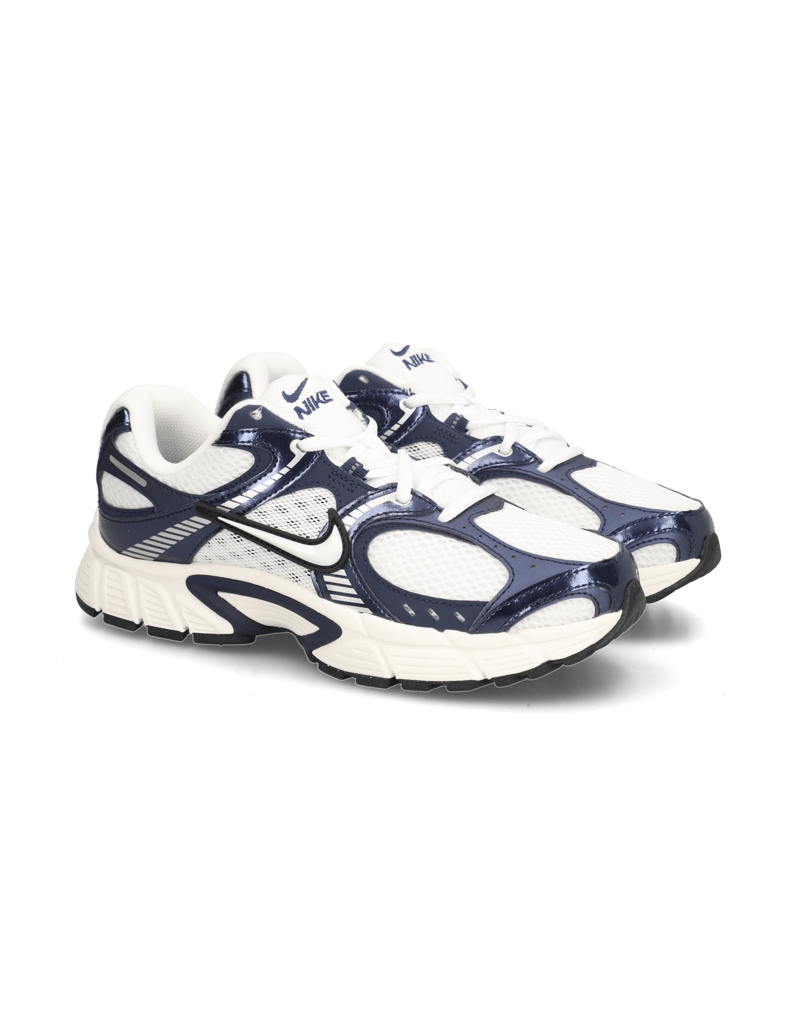 Nike-Nike-V5-RNR-grau