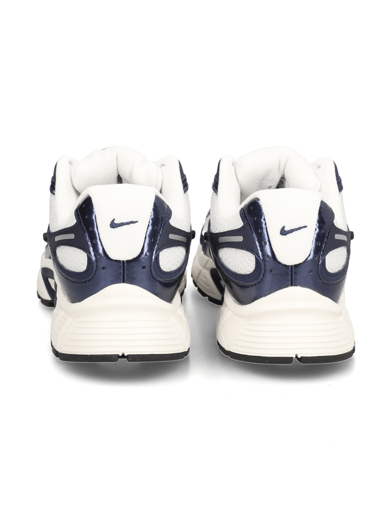 Nike-Nike-V5-RNR-grau
