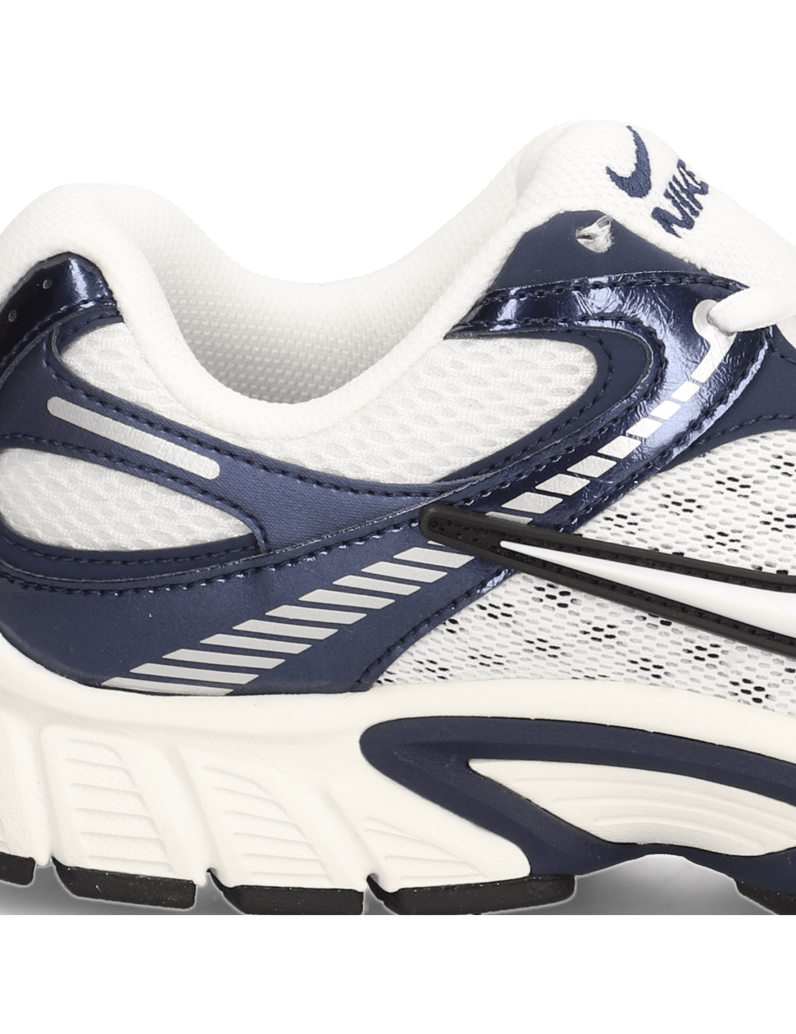 Nike-Nike-V5-RNR-grau