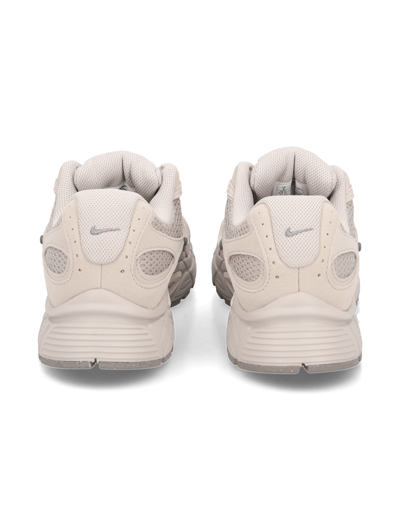 Nike-Nike-V5-RNR-grau