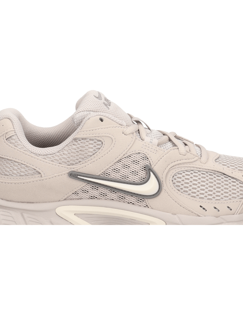 Nike-Nike-V5-RNR-grau