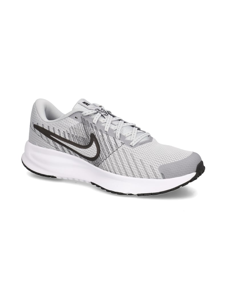 Nike-Nike-Run-Defy-čierna