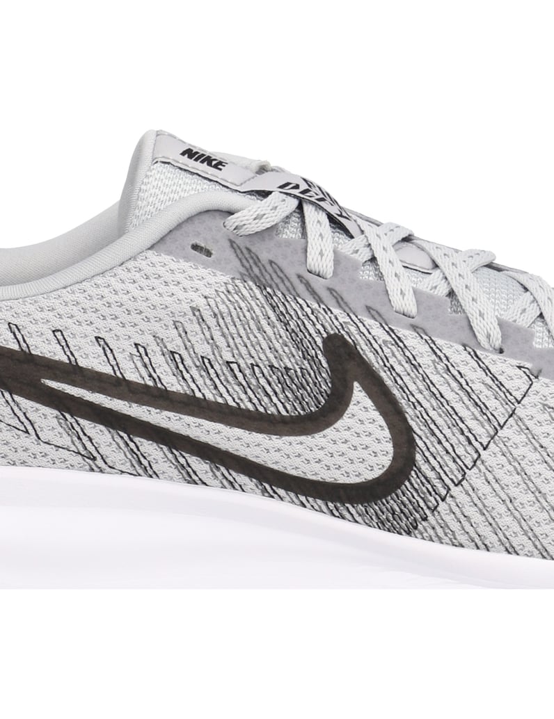 Nike-Nike-Run-Defy-čierna