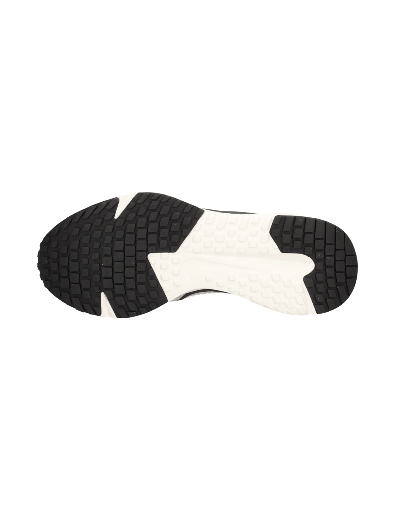 Nike-Nike-Run-Defy-čierna