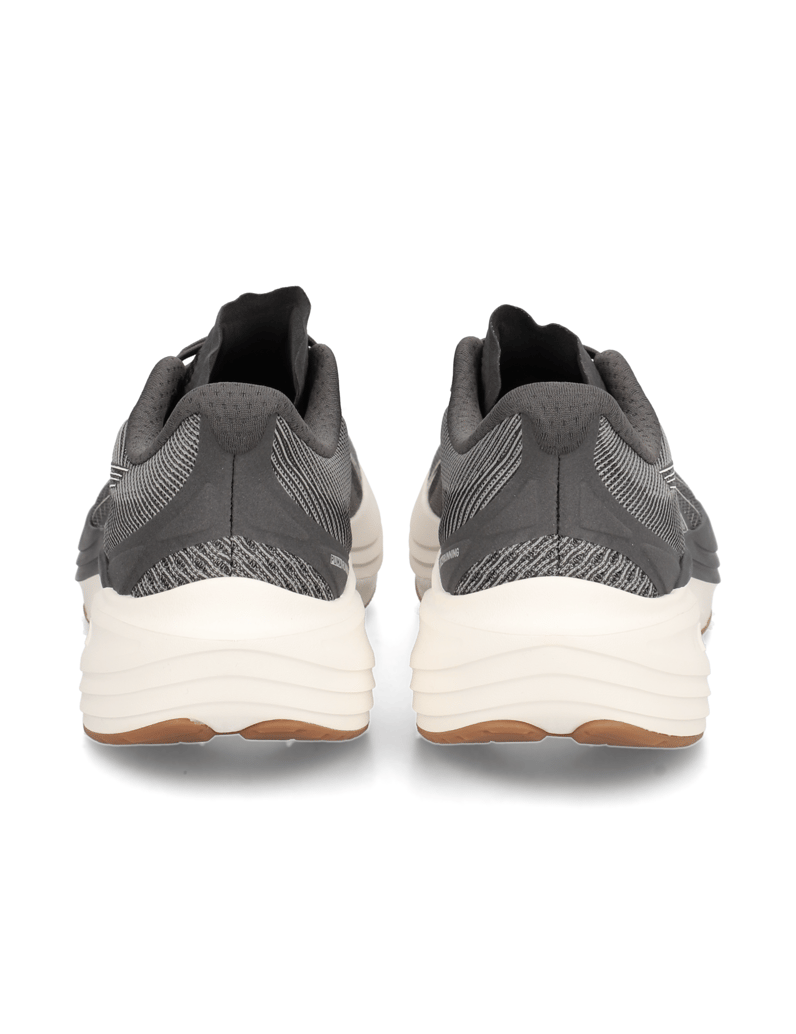 Puma-DARTER-PRO-schwarz