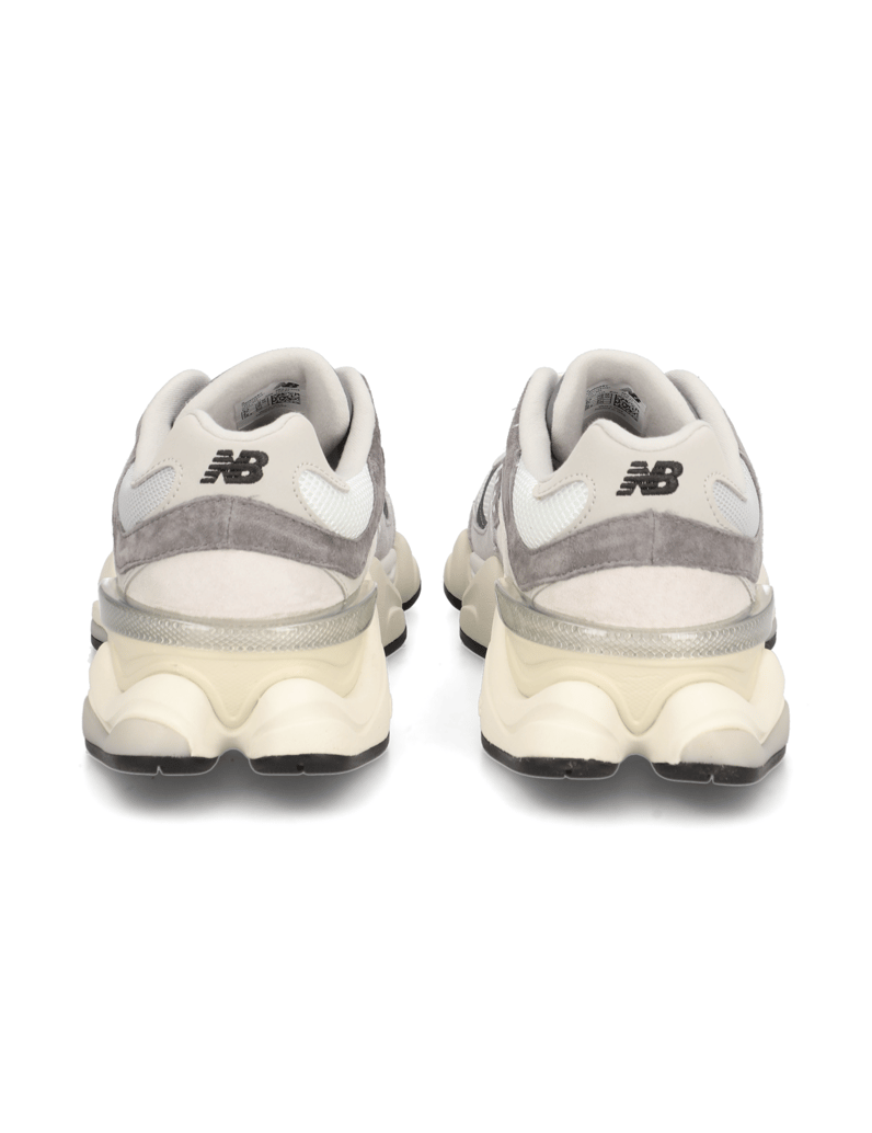 New-Balance-tenisky-čierna