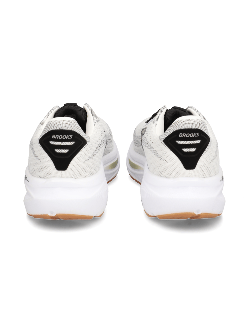 Brooks-GHOST-17-černá