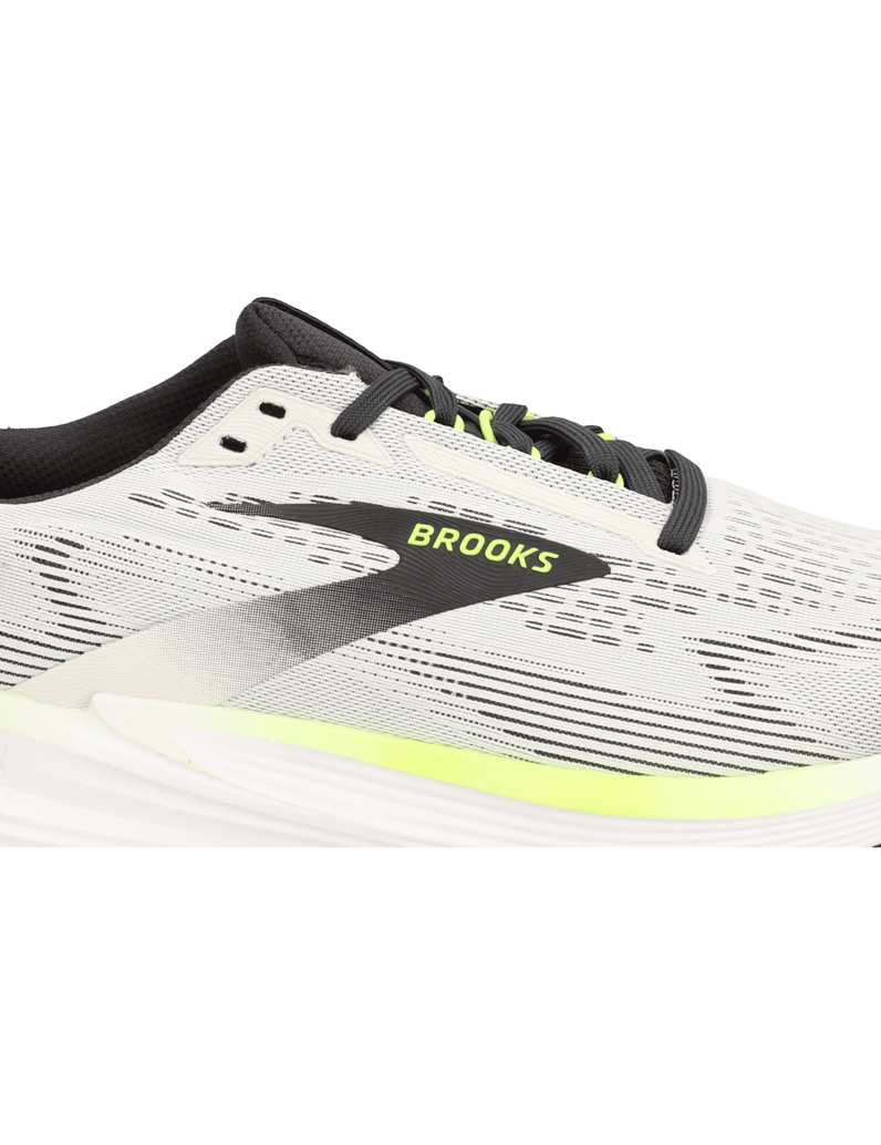 Brooks-REVEL-8-schwarz