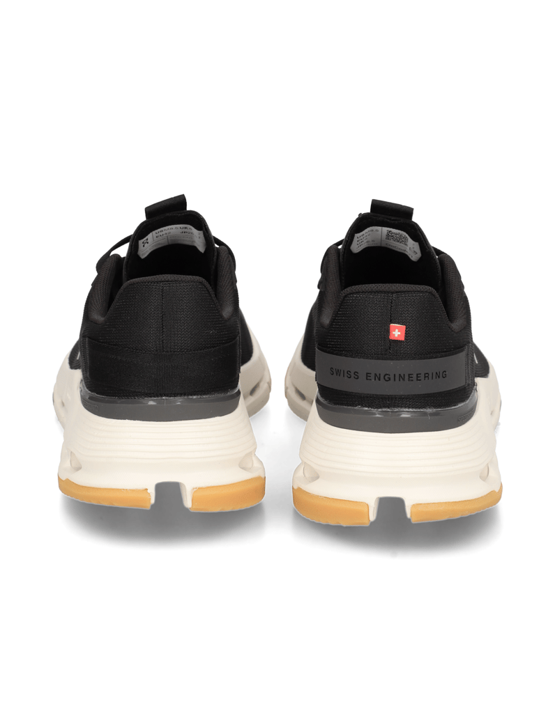 On-Cloudnova-Form-2-čierna