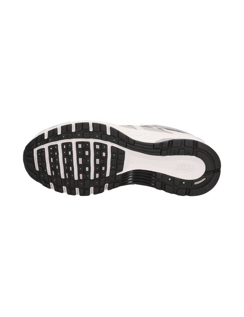 Nike-Nike-P-6000-črna