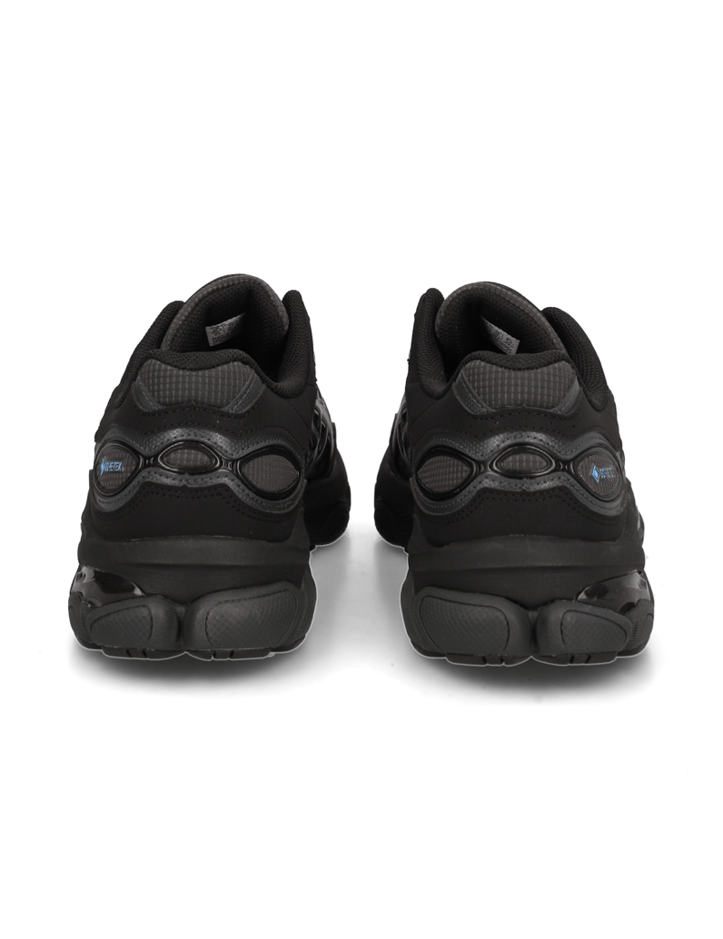 Asics-GEL-NYC-2.0-GTX-črna