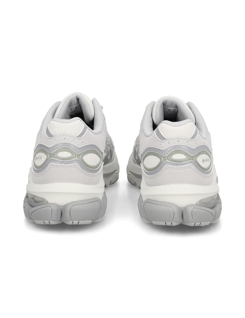 Asics-GEL-NYC-2.0-GTX-črna