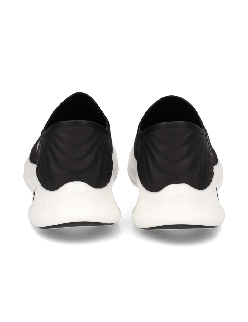 Skechers-sportovní-nazouvací-boty