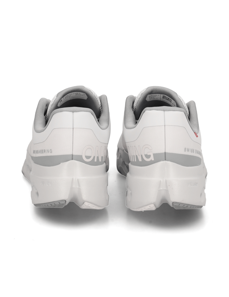 On-Cloudsurfer-Next-čierna