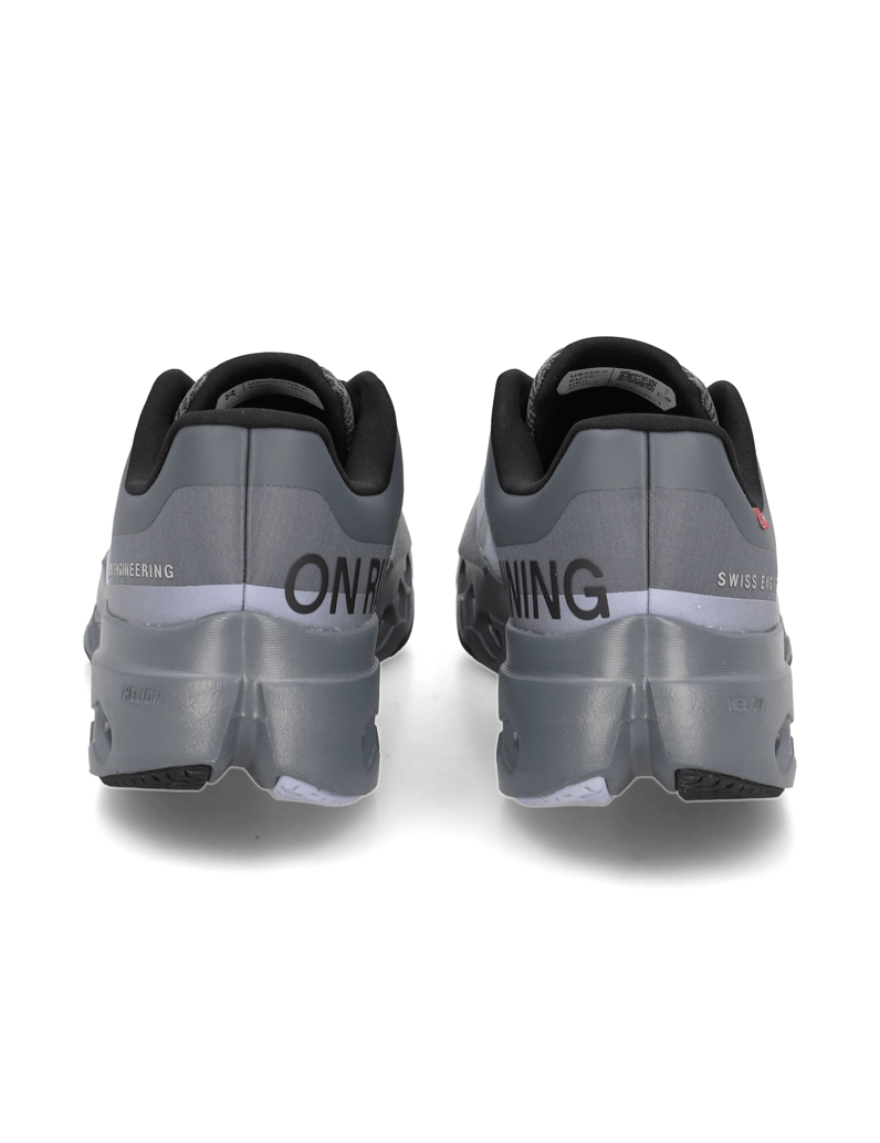 On-Cloudsurfer-Next-čierna