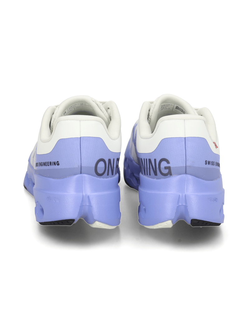 On-Cloudsurfer-Next-čierna