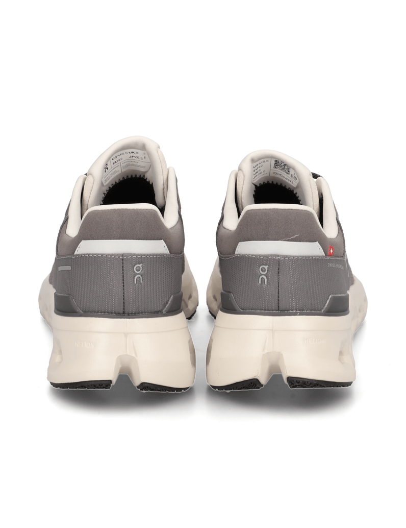 On-Cloudrunner-2-Waterproof-čierna