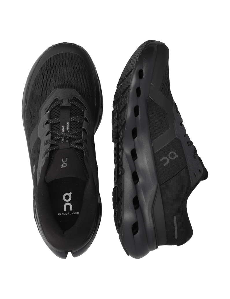 On-Cloudrunner-3-černá