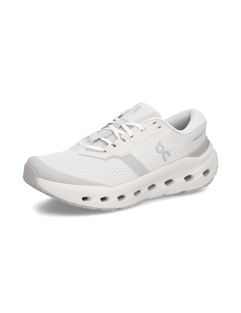 On-Cloudrunner-3-črna