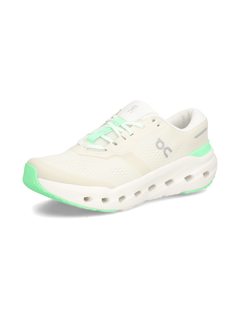 On-Cloudrunner-3-črna