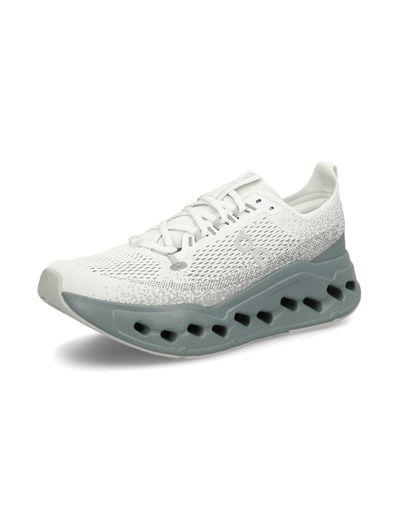 On-Cloudsurfer-Max-čierna