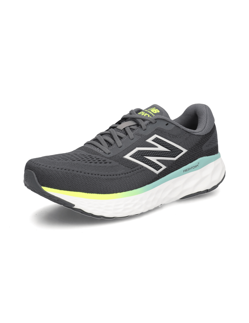 New-Balance-FRESH-FOAM-X-EVOZ-V4-černá