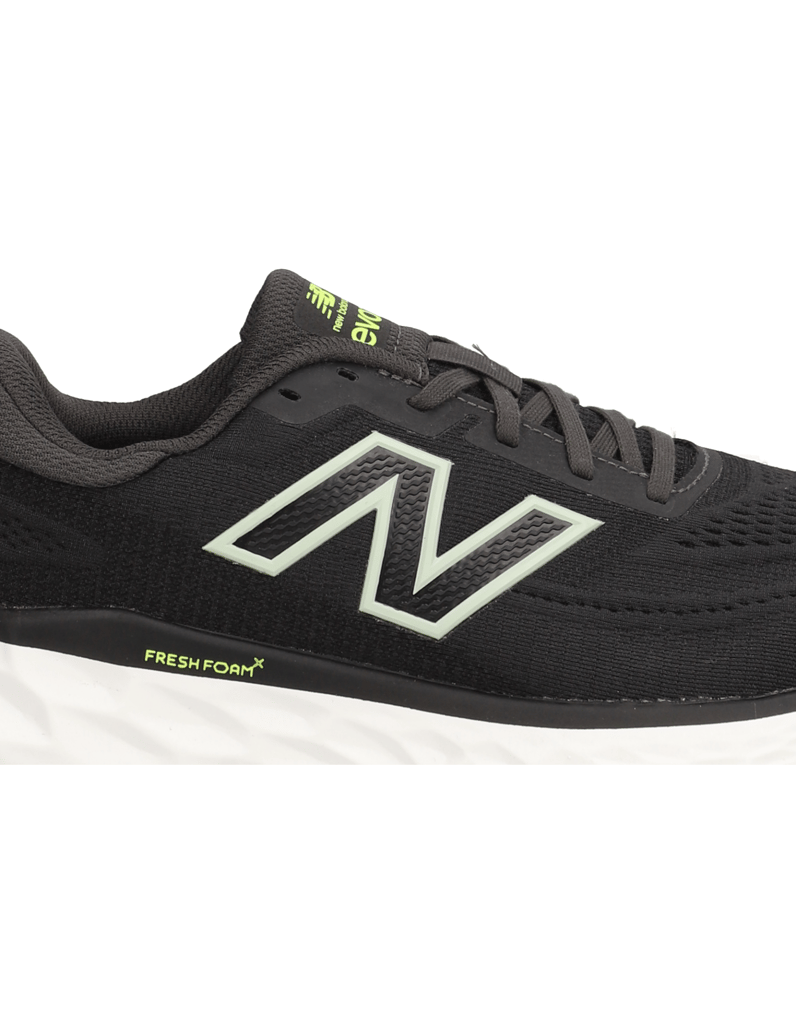 New-Balance-FRESH-FOAM-X-EVOZ-V4-črna