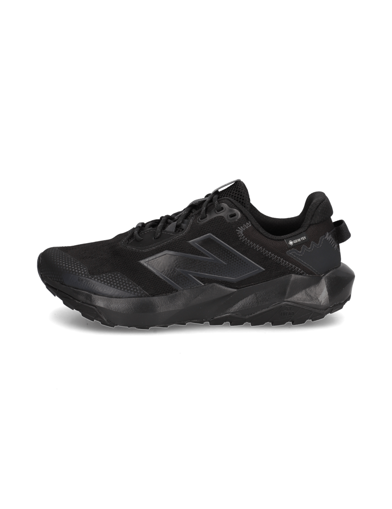 New-Balance-DYNASOFT-NITREL-V6-GORE-TEX-črna