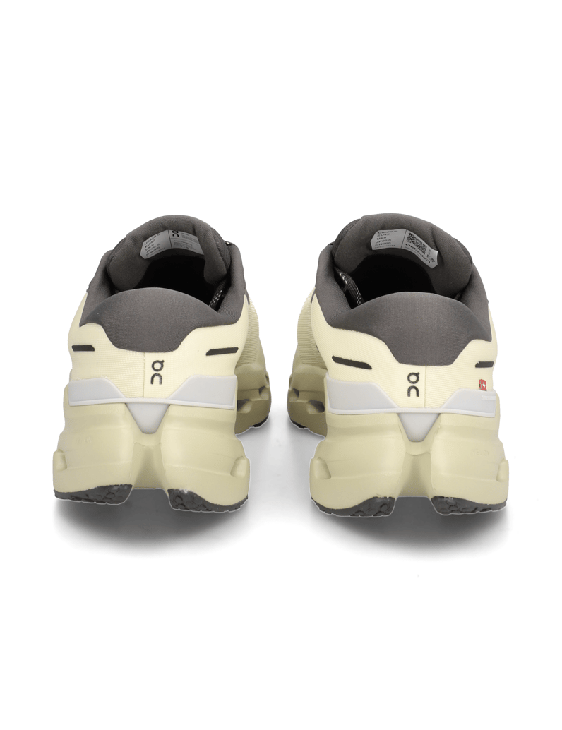 On-Cloudrunner-3-Waterproof-črna