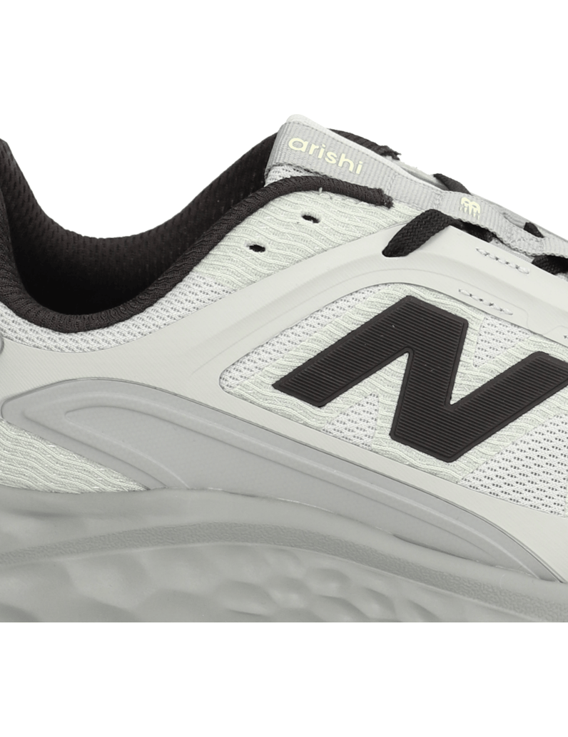 New-Balance-FRESH-FOAM-ARISHIV4-UTILITY-blau